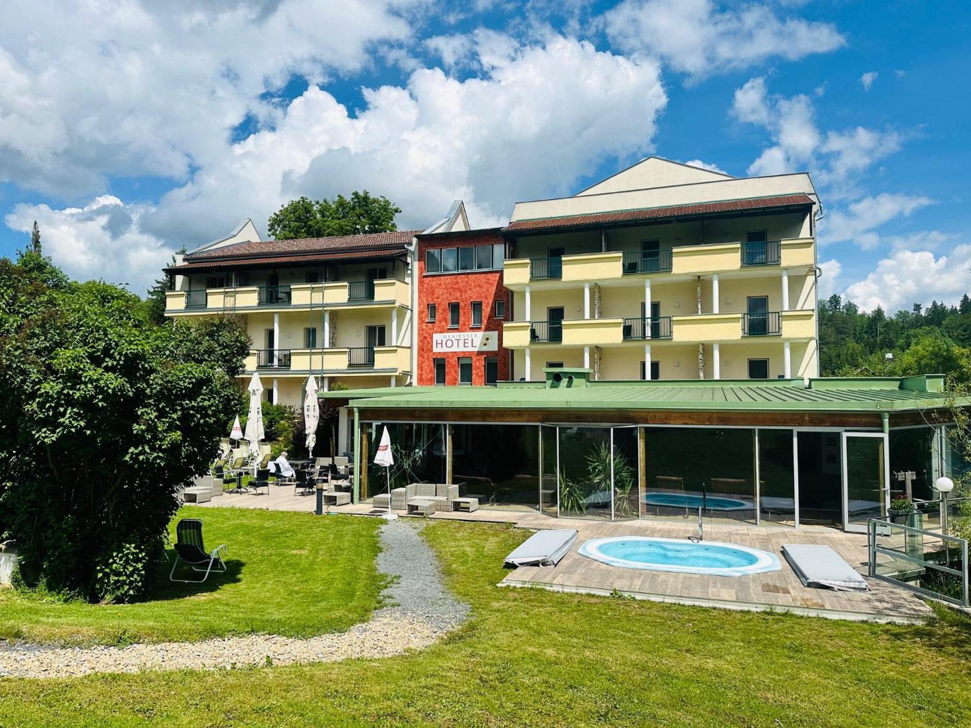 Hotel-Restaurant Liebnitzmuehle Raabs an der Thaya Buitenkant foto
