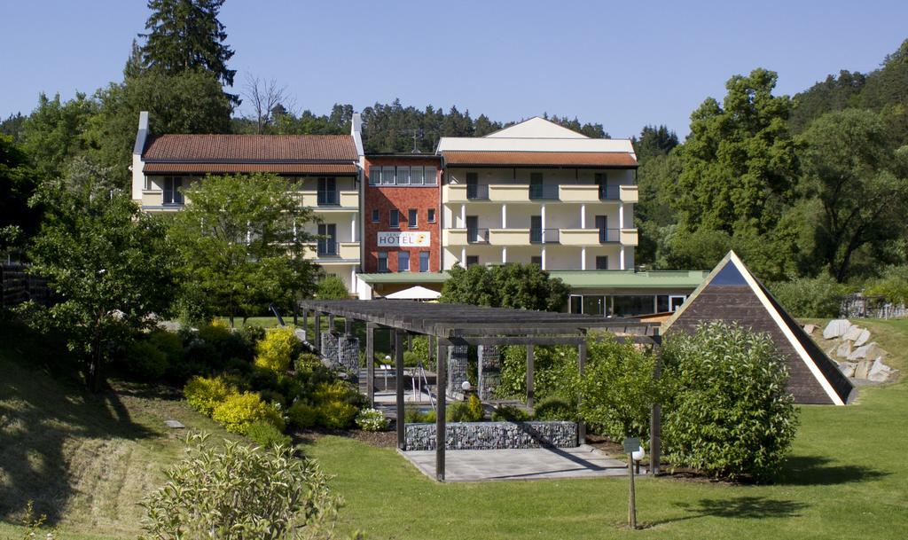 Hotel-Restaurant Liebnitzmuehle Raabs an der Thaya Buitenkant foto